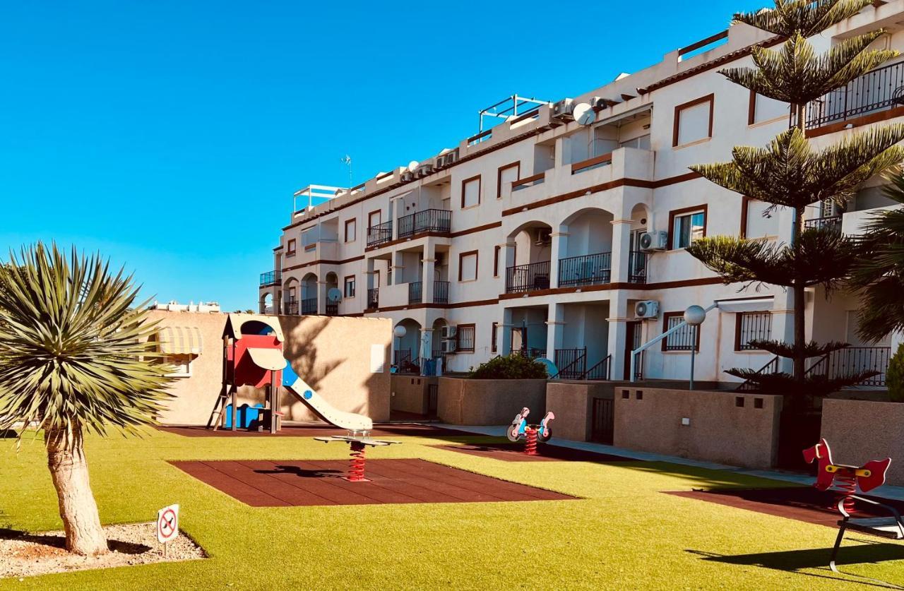 Casa Flania, Seaview, 2-Bedroom, 2-Bathroom Alicante Exterior foto